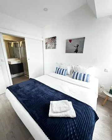 Carcavelos House Living 아베이루
